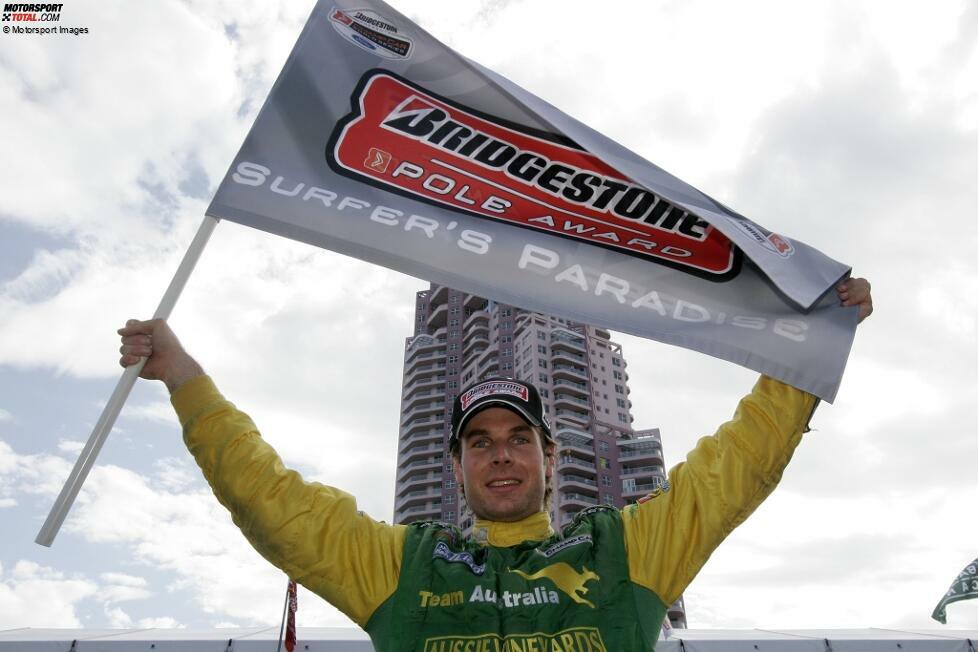 Surfers Paradise 2006: Genau ein Jahr nach seinem Debüt setzt sich Power beim ChampCar-Rennen in Australien erstmals in der Disziplin durch, die später seine absolute Domäne wird: das Qualifying. Erstmals von der Pole in ein IndyCar-Rennen gestartet, bringt er es mit dem Lola vom Team Australia auf 13 Führungsrunden. Wenig später ...