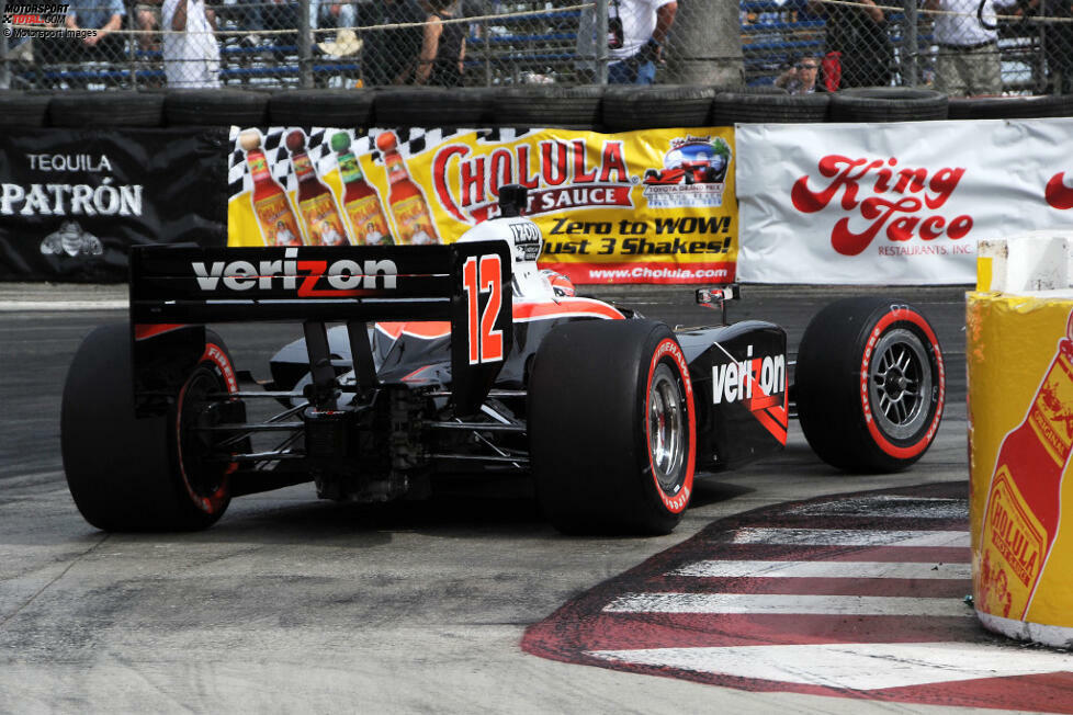 Long Beach 2010: Power startet erneut von der Pole. Und wieder wird es kein Sieg. Nachdem er die ersten 16 Runden anführt, hat er ein Problem beim Beschleunigen aus der Haarnadel, die im ersten Gang gefahren wird. Der zweite Gang lässt sich vorübergehend nicht einlegen. Während Power im (elektronisch geschalteten) Getriebe 