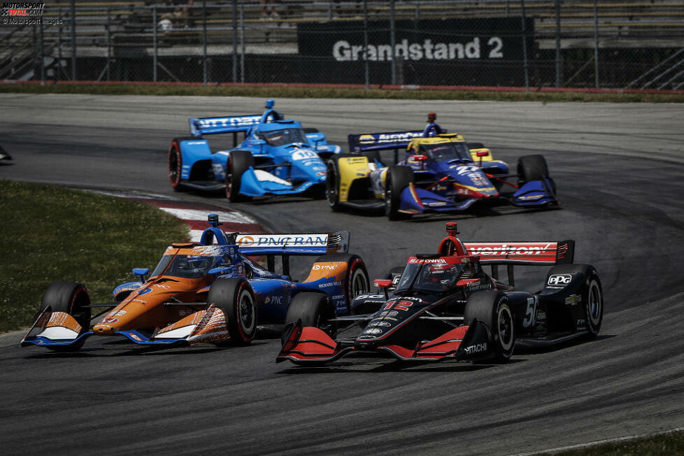 Mid-Ohio 2021: In der Anfangsphase des Rennens duelliert sich Power mit Ganassi-Pilot Scott Dixon um die vierte Position. Seite an Seite durchfahren die beiden die Bergaufsektion hinauf zu Kurve 5. Auf der Kuppe kommt es zur Berührung, wobei der außen liegende Dixon davonkommt, während ...