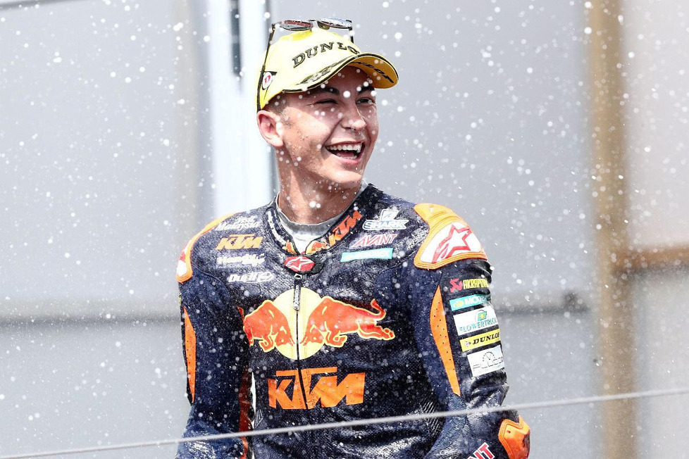 Verglichen mit anderen MotoGP-Piloten steht Raul Fernandez noch am Beginn seiner Karriere, aber die ist schon jetzt eine bewegte