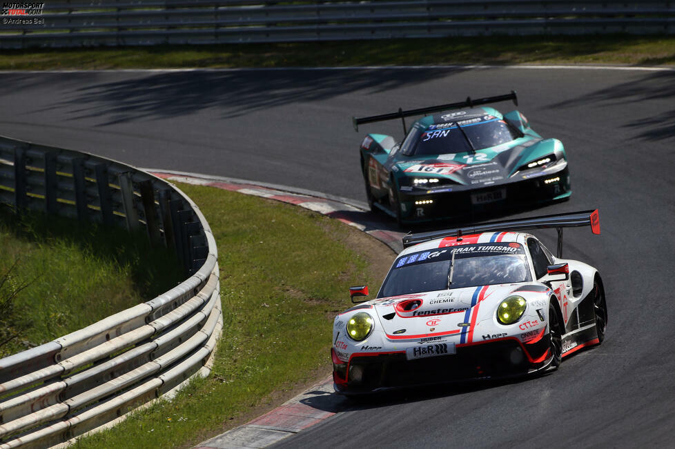 #25: Joachim Thyssen/Klaus Rader/Nico Menzel/Lars Kern - Porsche 911 GT3 R - Huber