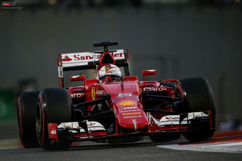#12 Abu Dhabi 2015: Beim Qualifying zum letzten Rennen des Jahres geht es nicht mehr um viel: Die WM wurde schon lange zugunsten von Hamilton entschieden und auch die Plätze dahinter sind bezogen. Doch in Q1 unterläuft dem Ferrari-Team ein Missgeschick. Vettel bricht seine letzte Runde ab, weil der Kommandostand ...