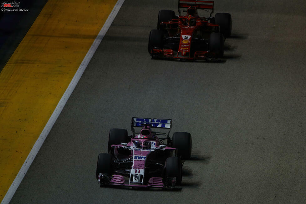 ... der jedoch nicht funktioniert, da Vettel nach seinem Stopp im Verkehr hinter Perez im Racing Point herauskommt und die frischen Reifen nicht nutzen kann. Hamilton cruist ungefährdet zum Sieg und später in der Saison auch zum WM-Titel, während sich Verstappen mit einem Overcut seinen 2. Platz beim Nachtrennen wiederholt.