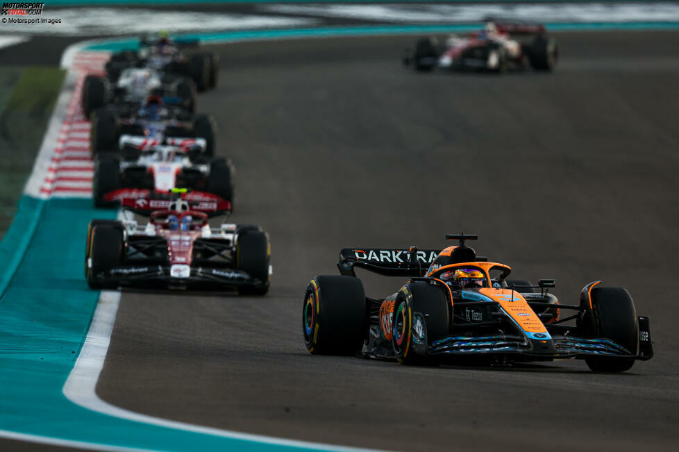 Daniel Ricciardo (3): Ein versöhnlicher Abschluss mit zwei Punkten für P9. Klar ist aber auch, dass im McLaren noch etwas mehr gesteckt hätte - sowohl im Qualifying als auch im Rennen. Das zeigte der Teamkollege wieder einmal. Trotzdem ein Abschied, mit dem er leben kann. Sagt er übrigens auch selbst.