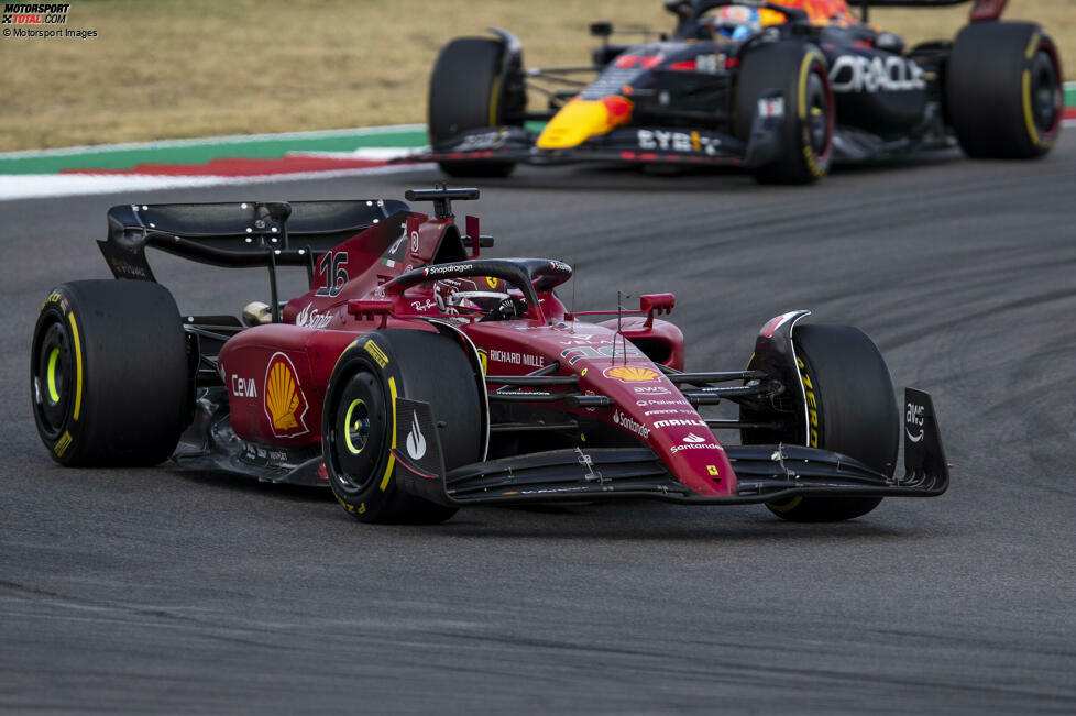 Charles Leclerc (2): Ist selbst nicht zufrieden mit seinem Qualifying, das er gegen den Teamkollegen verloren hat. Im Rennen dann eine gute Aufholjagd, bei der er aber natürlich auch vom Safety-Car profitierte. Ein tolles Duell gegen Verstappen, am Ende allerdings chancenlos. Trotzdem eine gute Leistung.