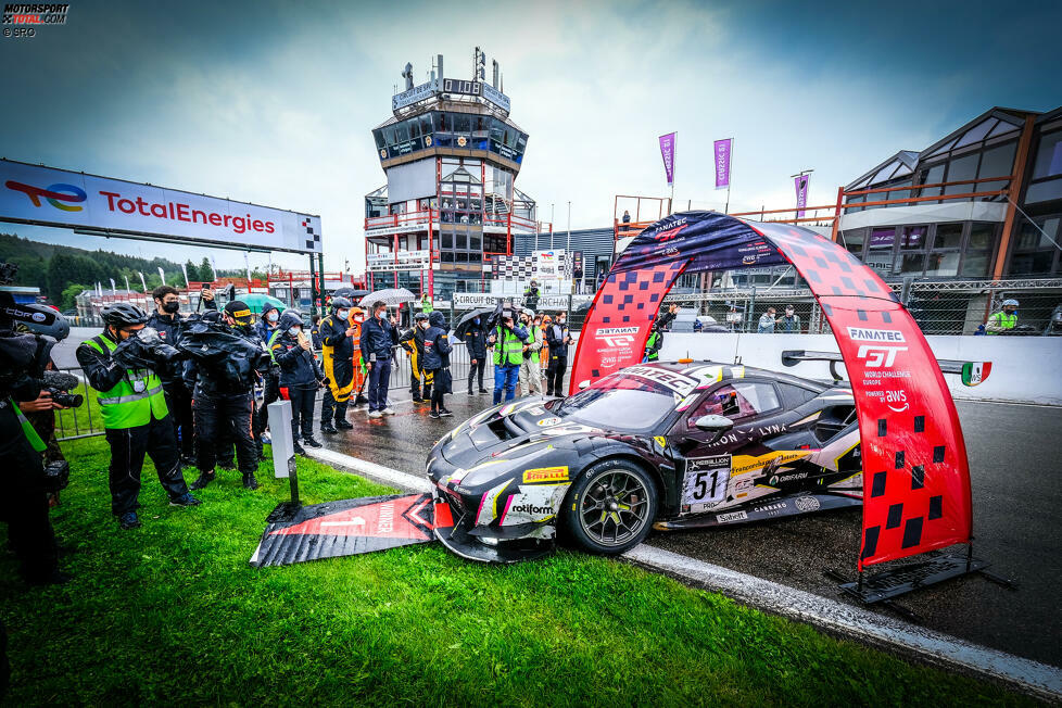 Iron Lynx wurde 2017 gegründet und war seit je her fest mit Ferrari verbandelt. Höhepunkt waren der Sieg bei den 24 Stunden von Spa 2021 und der darauffolgende GTWC-Endurance-Titel.