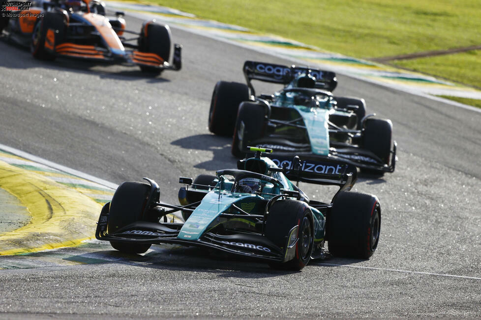 Sebastian Vettel (2): Am Ende undankbarer Elfer, aber das war nicht seine Schuld. Zeigte an allen drei Tagen eine gute Leistung, war schneller als der Teamkollege und verpasste die Punkte in Sprint und Rennen jeweils nur ganz knapp. So wird ihn Aston Martin 2023 sicher vermissen. Aber sein Nachfolger steht ja schon in den Startlöchern ...