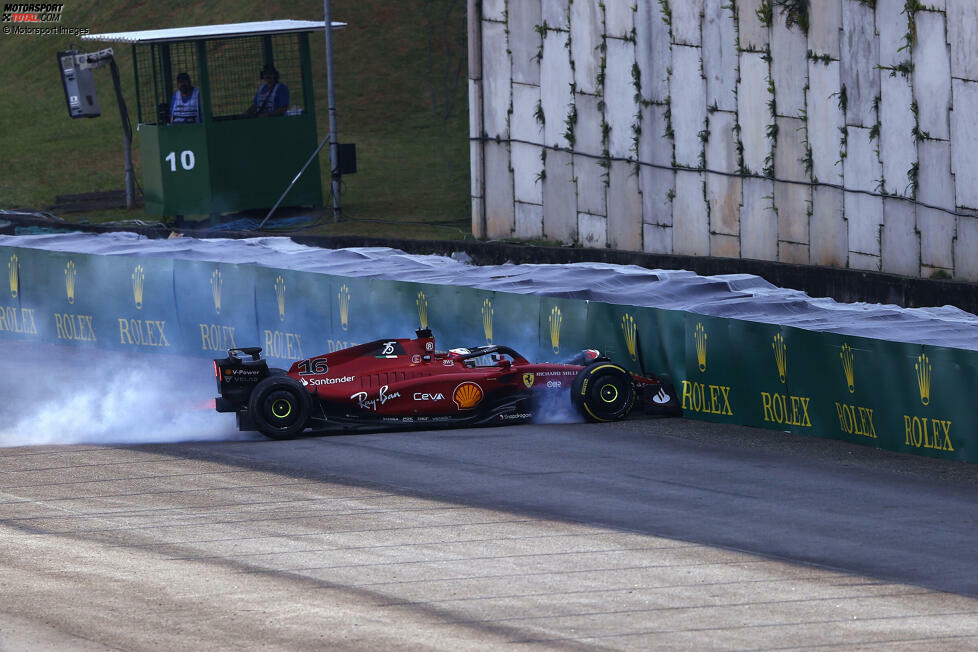 Charles Leclerc (3): Auch hier gehen Meinungen etwas auseinander, allerdings nicht ganz so extrem wie bei Verstappen. Die 2 lag auf dem Tisch, aber einige sehen bei ihm zumindest eine Teilschuld für den Norris-Crash. Zudem wird leicht kritisiert, er hätte sich im Qualifying in Q3 vehementer für Slicks einsetzen sollen.