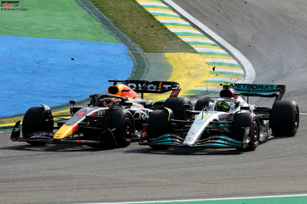 Lewis Hamilton (2): Auch hier lautet die Frage, ob man ihm eine Teilschuld am Verstappen-Unfall gibt. Ein Redakteur gab ihm deswegen nur eine 3. Die Mehrheit der Redaktion sah die Szene aber als Rennunfall, so reicht es für Hamilton noch zur 2 - auch wenn man das schwache Qualifying abziehen muss.
