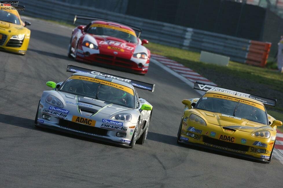 2009: Das ADAC GT Masters professionalisiert sich schnell. Im dritten Jahr werden bis zu vier Corvette Z06.R GT3 eingesetzt, davon drei in Vollzeit. Marc Hennerici und Luca Ludwig holen drei Saisonsiege und kämpfen um den Titel, scheitern aber an Christian Abt. Christian Hohenadel und Toni Seiler holen einen weiteren Sieg.