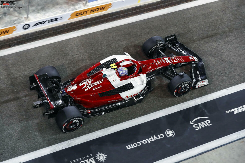 ... Alfa Romeo setzt sich um einen Punkt gegen Aston Martin durch. So eng wird es am Saisonende!