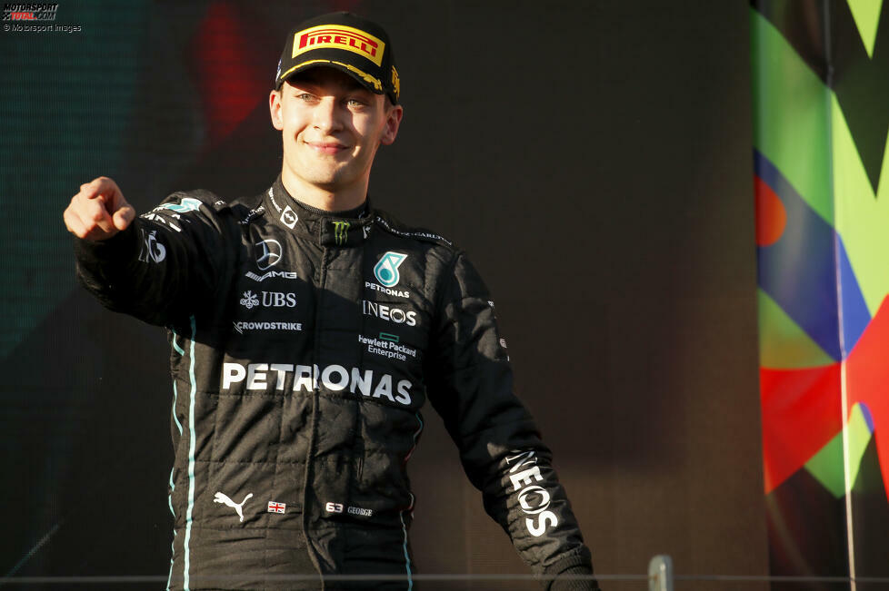 ... eine solide Rennleistung zeigt Mercedes. George Russell fährt als Dritter erstmals im Silberpfeil auf das Podium - auch, weil er von einer Gelbphase profitiert und so einen 