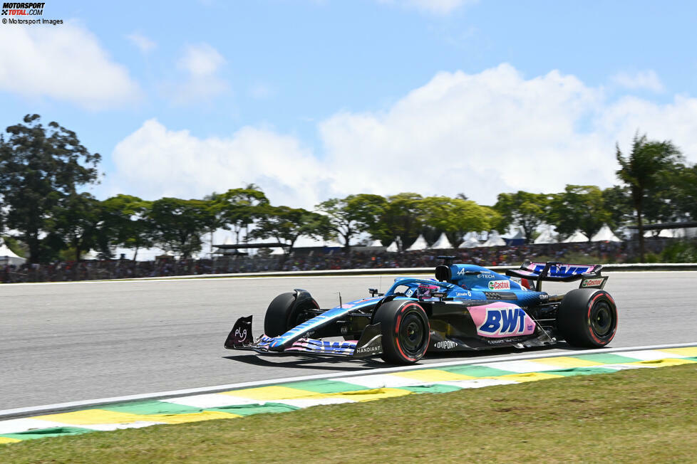 ... Fernando Alonso im Alpine, der ein starkes Rennen fährt und damit gute Punkte holt für sein Team - dieses Mal ohne Gerangel mit Teamkollege Esteban Ocon. Gekracht hat es aber sehr wohl in Brasilien, zum Beispiel ...