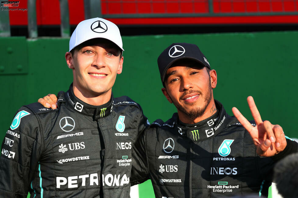 George Russell führt beim Brasilien-Grand-Prix einen Doppelsieg von Mercedes an vor Lewis Hamilton. Es ist der erste Mercedes-Saisonsieg 2022, aber nicht ohne Drama, denn ...