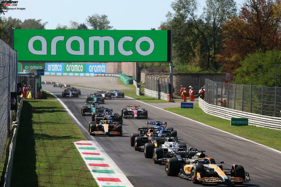 15. Monza, Italien (3. September 2023) - DIE Highspeed-Strecke im Kalender darf natürlich nicht fehlen. Auf keinem anderen Kurs werden die Flügel so flach eingestellt wie im Königlichen Park von Monza. Hier erreicht die Formel 1 noch Geschwindigkeiten von mehr als 350 km/h.