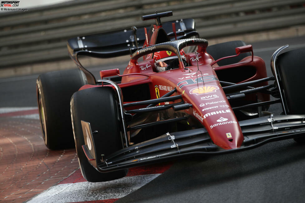 Ferrari-Fahrer Charles Leclerc bestimmt die Freien Trainings am Freitag in Monaco, steht am Ende mit 1:12.656 Minuten knapp vor seinem Teamkollegen Carlos Sainz. Der F1-75 wirkt wie 
