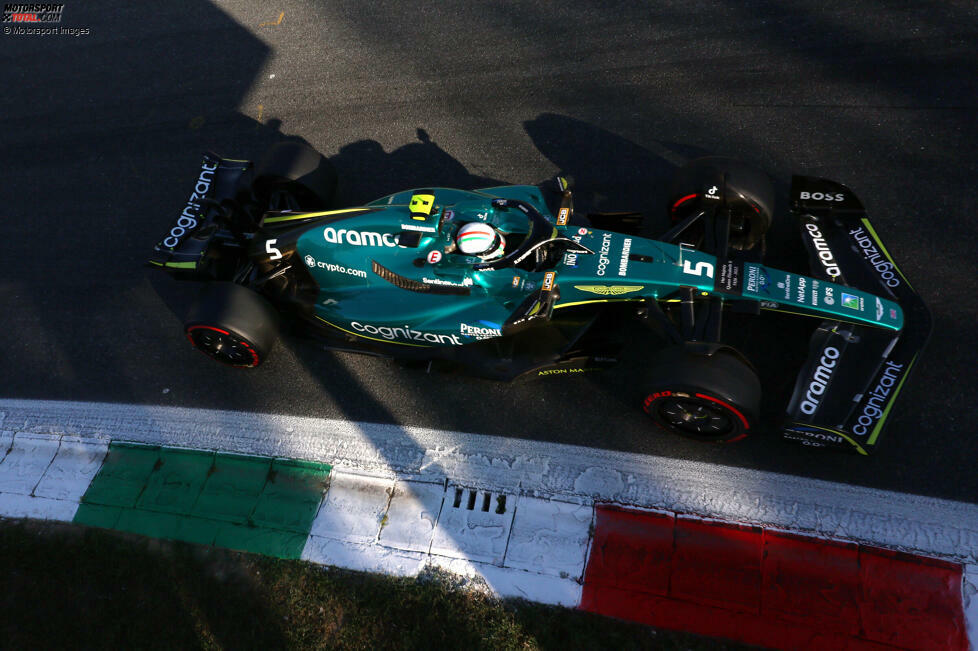 ... Sebastian Vettel im Aston Martin AMR22 bleibt schon in Q1 hängen, wieder einmal. P17 für ihn, es fehlen 0,069 Sekunden zum Weiterkommen. Vettel gewinnt zwar sein Teamduell gegen Lance Stroll erstmals seit Le Castellet, ist aber zum vierten Mal in Folge nicht in Q2 dabei. Ganz vorne ...