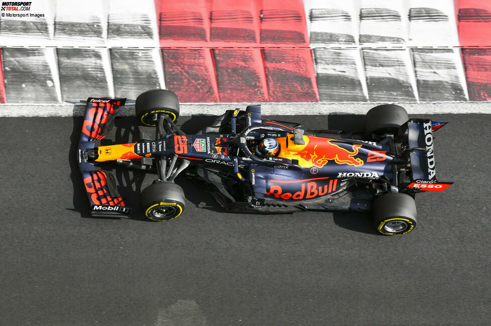 Und hier noch Vergleich für Design und Farbgebung: Der Red Bull RB16B aus der Formel-1-Saison 2021.