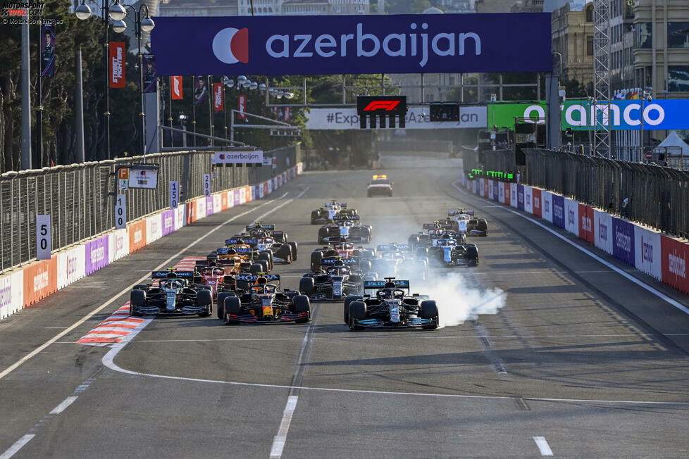 Sergio Perez: Startplatz 6 (Aserbaidschan 2021) - Jetzt kommen wir in etwas außergewöhnlichere Regionen. Sergio Perez gewann in Baku 2021 sein erstes Rennen für Red Bull und hatte dabei etwas Hilfe: einmal durch einen Reifenschaden bei Leader Max Verstappen und durch den berühmten 
