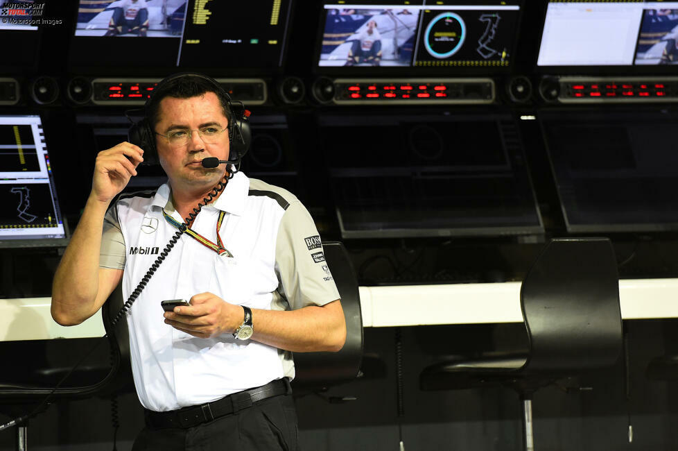... wechselt Boullier zur Saison 2014 zu McLaren. Dort lautet sein Titel zwar offiziell Rennleiter, aber praktisch ist er damit Teamchef - bis 2018.