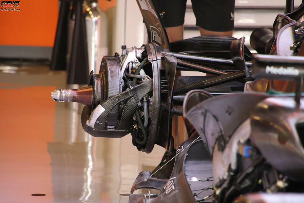 McLaren MCL36: Hinterrad-Bremse