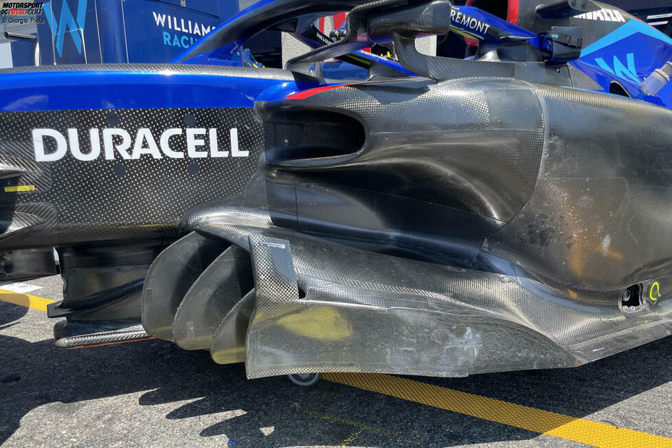 Williams FW44: Seitenkasten und Eingang der Venturi-Kanäle