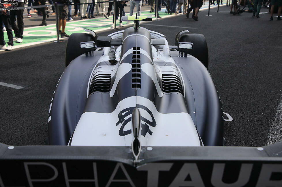 AlphaTauri AT03: Seitenkästen und Motorhaube