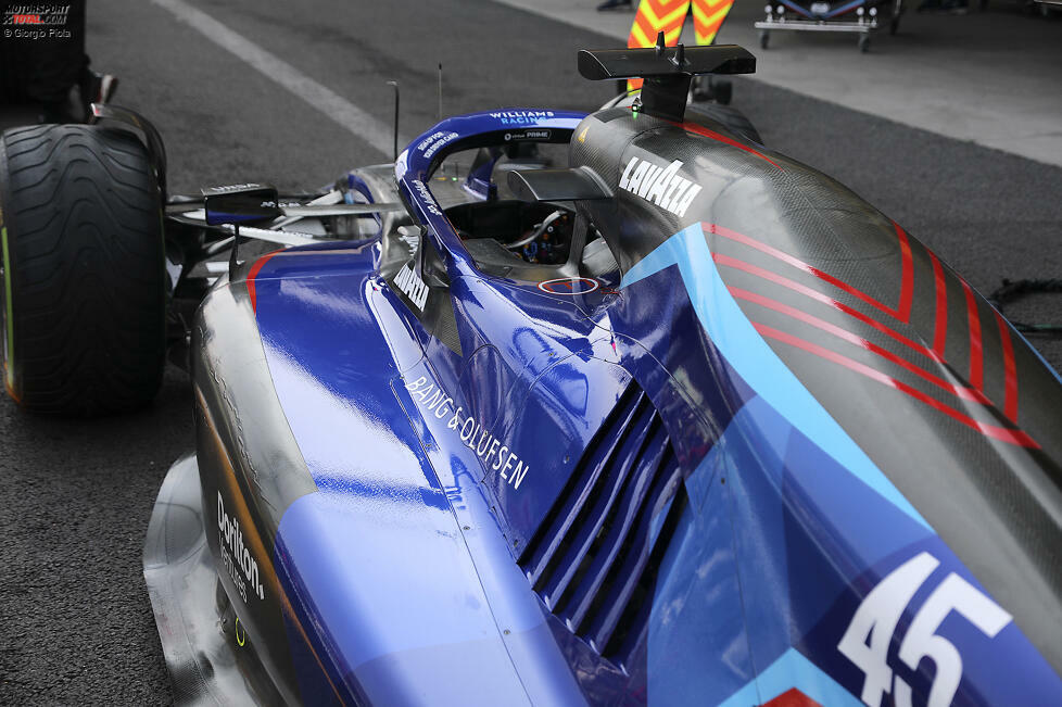 Williams FW44: Seitenkasten und Motorhaube
