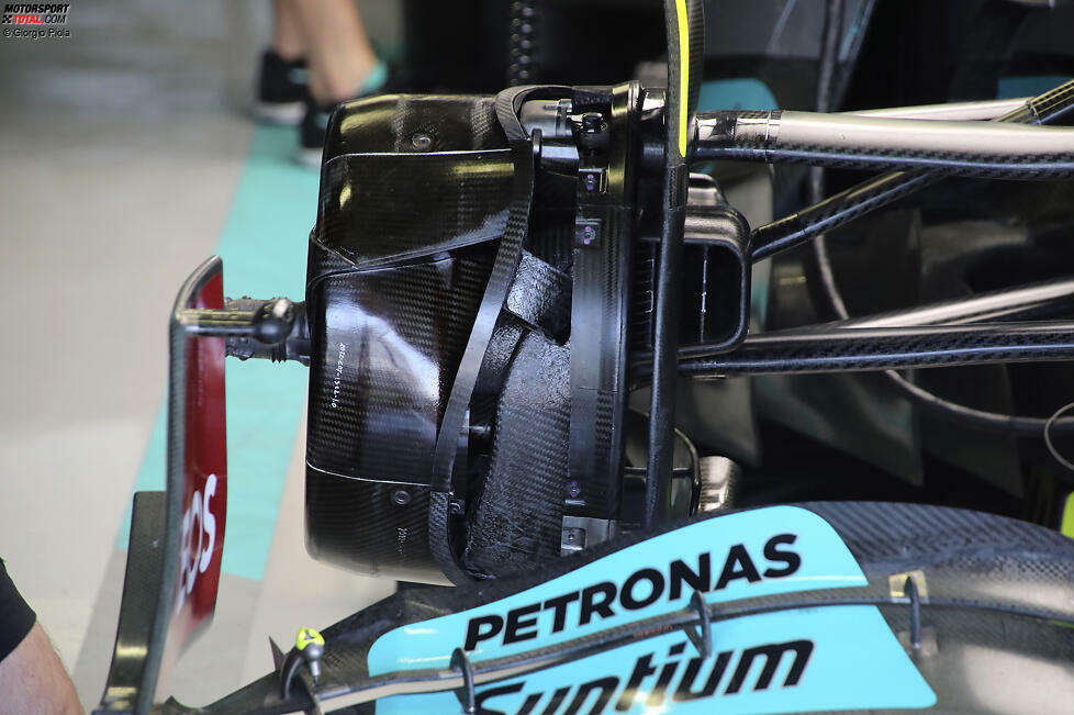 Mercedes W13: Vorderrad-Bremse