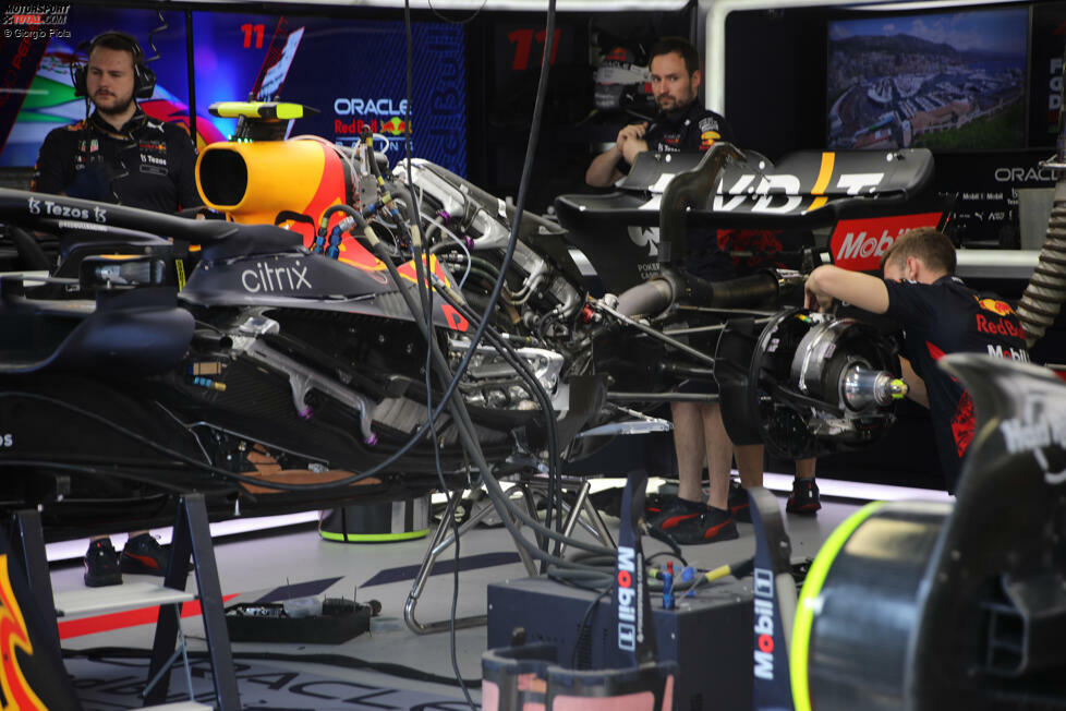 Red Bull RB18: Antriebsinstallation