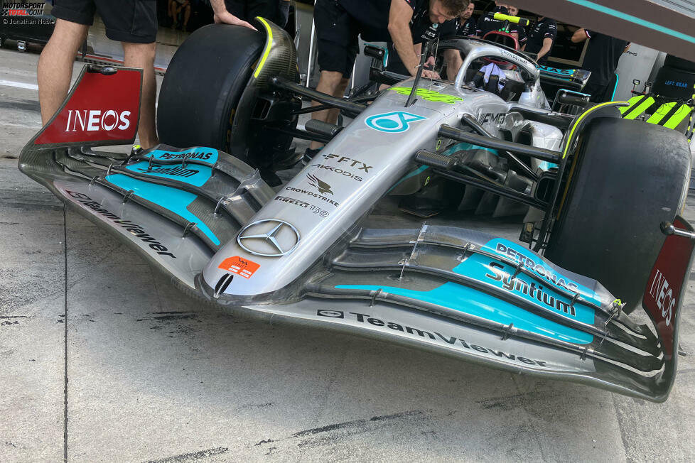 Mercedes W13: Frontflügel