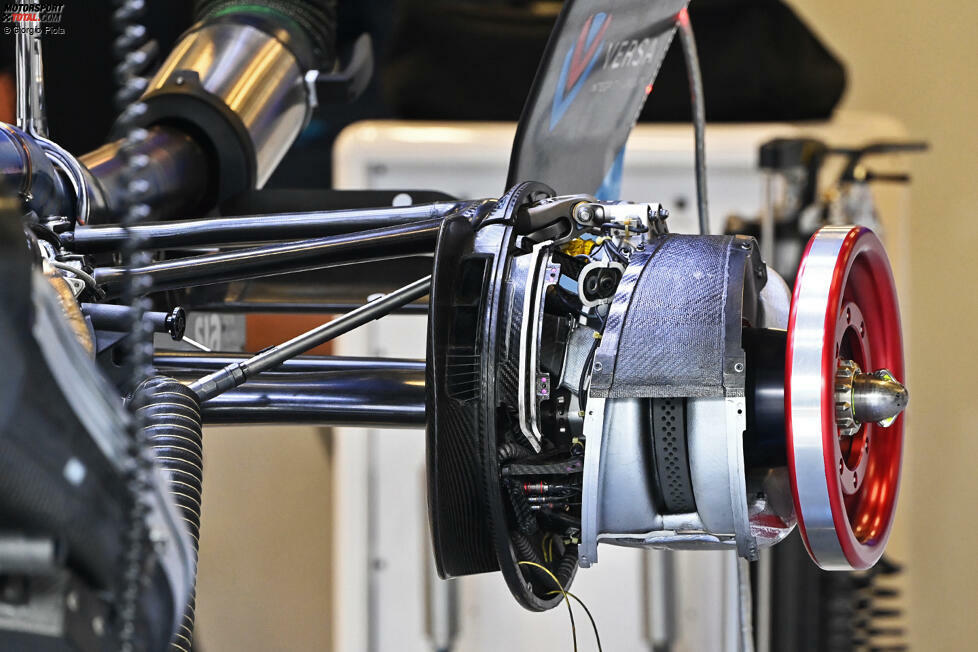 Williams FW44: Hinterrad-Bremse