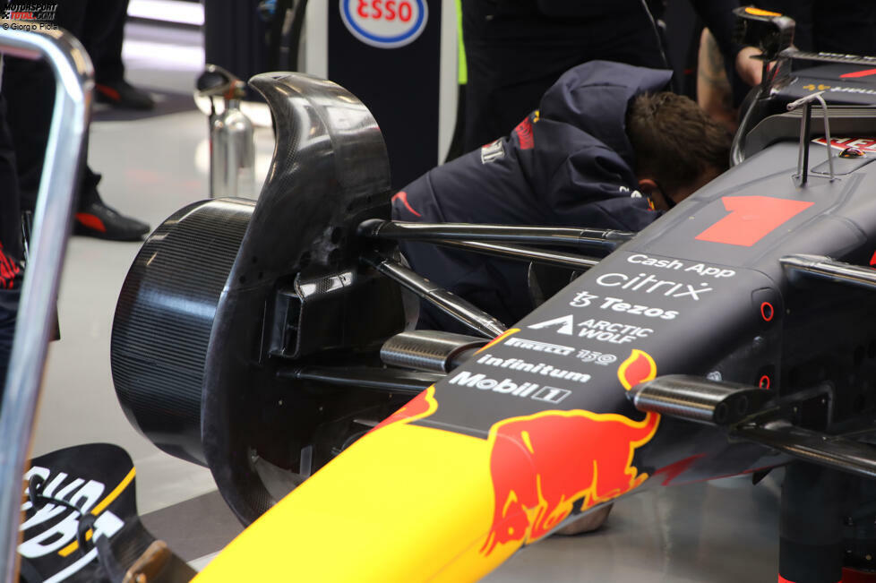 Red Bull RB18: Vorderachs-Bremsschacht