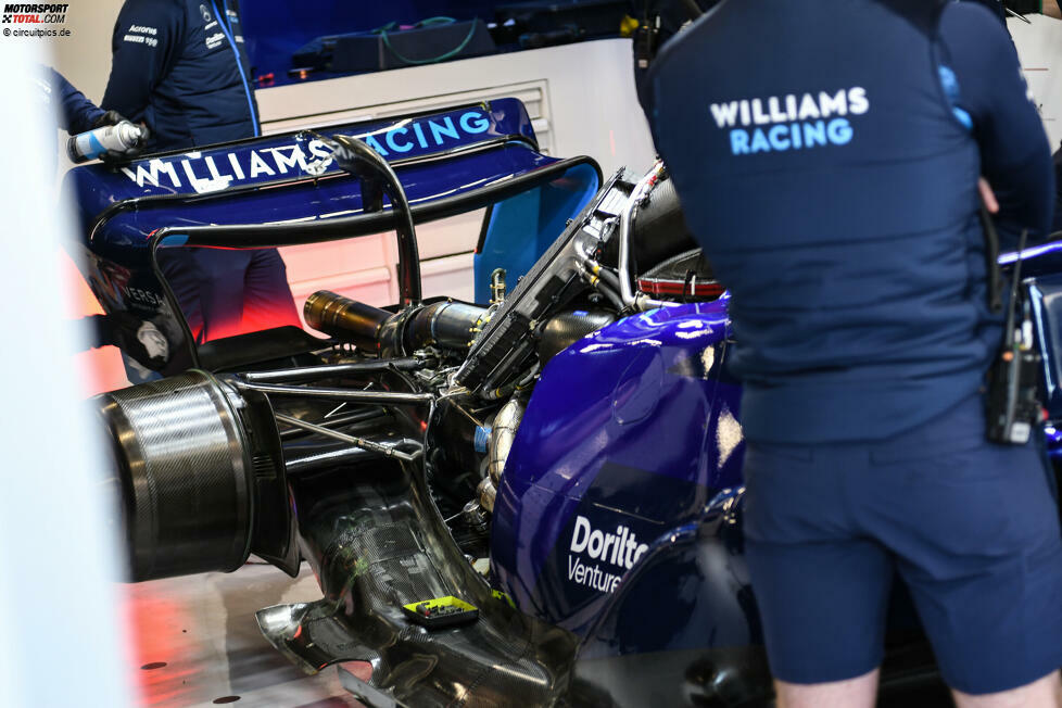 Williams FW44: Antriebsinstallation