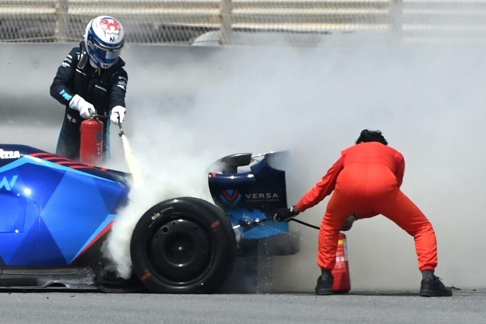 Die Höhepunkte des zweiten Tags bei den Formel-1-Wintertests 2022 in Sachir in Bahrain in Fotos: Wer schnell war, wer Probleme hatte und welche Hinkucker es gab!