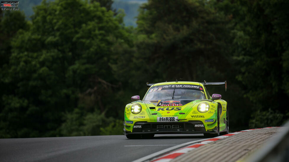 2025: Kevin Estre - Porsche 911 GT3 R - Manthey-EMA - 8:12.741 Minuten. Nur eine Woche, nachdem Estre gemeinsam mit seinen Teamkollegen den zweiten Platz beim 24-Stunden-Rennen in Le Mans belegt hatte, schnappt sich der Manthey-EMA-Pilot die deutliche Pole für die 24 Stunden am Nüburgring. Vorsprung auf den zweiten Platz: 1,168 Sekunden!