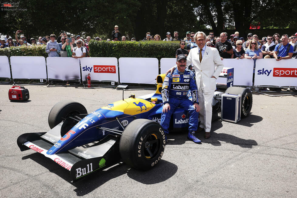 Zurück im Weltmeisterauto: 1992 wurde Nigel Mansell im Williams FW14B Weltmeister, 30 Jahre später kehrt er beim Goodwood Festival of Speed 2022 noch einmal in seinen Boliden zurück. Wir haben die besten Bilder der Reunion!