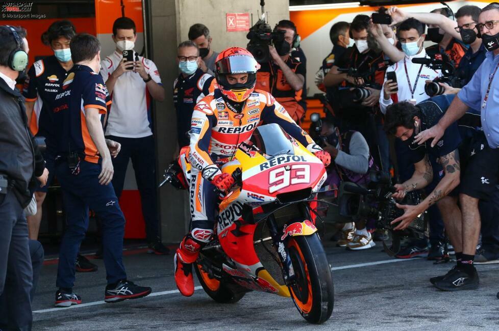 Sein Comeback nach drei Operationen gibt Marquez beim dritten Rennen der Saison 2021, dem Grand Prix von Portugal in Portimao. Abgesehen von ein paar Testfahrten mit einer Honda RC213V-S (Replika des MotoGP-Bikes für die Straße) ist ...