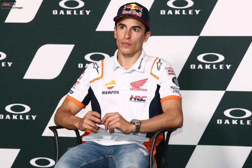 Am Mugello-Wochenende Ende Mai weiß Marc Marquez noch nicht, wie lange seine erneute Auszeit dauern wird. Wie sich herausstellt, dauert sie nur gut drei Monate. Sein Comeback nach der mittlerweile vierten Operaion am rechten Oberarm gibt er ...