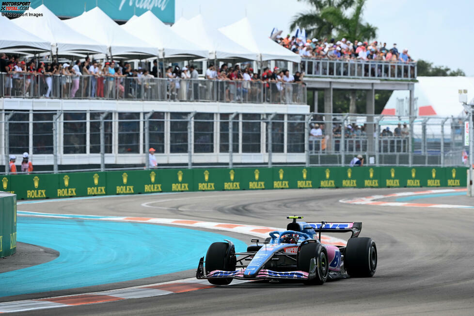 Esteban Ocon (4): Auf dem Papier sieht es natürlich gut aus, vom letzten Startplatz noch auf P8 zu fahren. Aber: Der Franzose war nach seinem Crash selbst schuld, dass er kein Qualifying hatte. Im Rennen hätte er zudem ohne Safety-Car und die zahlreichen Zwischenfälle niemals gepunktet. Das Endergebnis ist viel besser als die Leistung.