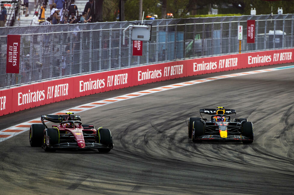 Sergio Perez (2): Im Qualifying erneut nur minimal langsamer als Verstappen, im Rennen kämpfte er dann mit stumpfen Waffen. Für seine Motorenprobleme konnte er nichts. Sonst hätte er gute Chancen gehabt, mindestens aufs Podium zu fahren. Es bleibt dabei: Erledigt seinen Job deutlich besser und konstanter als 2021.