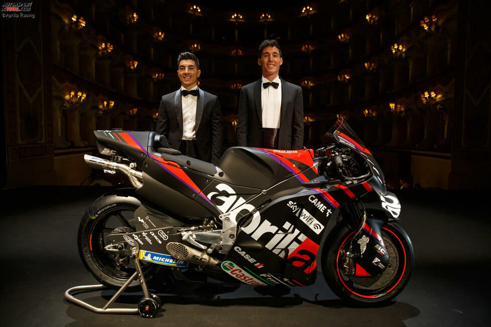 Aprilia Racing: Maverick Vinales #12, Aleix Espargaro #41