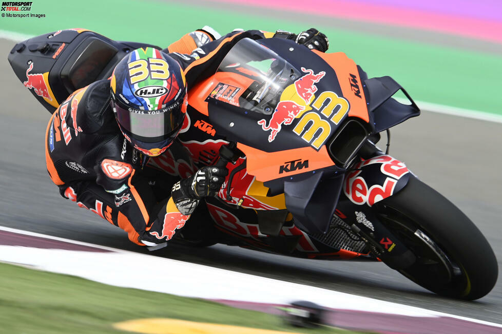 #33 - Brad Binder (KTM): Der ältere der beiden Binder-Brüder war in den kleinen Klassen mit der #41 erfolgreich, musste diese aber 2020 beim Aufstieg in die MotoGP-Klasse ablegen, weil sie von Aleix Espargaro verwendet wird. Für die #33 hat sich Binder entschieden, weil sie vom Styling her an seine Initialen BB erinnert.