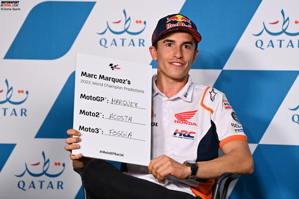 Marc Marquez (Honda) tippt auf sich selbst. 