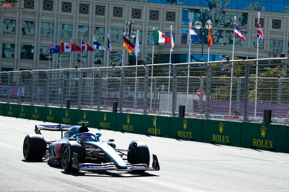 Fernando Alonso (3): P7 sieht auf dem Papier gut aus, aber auch der Spanier profitierte von den Ausfällen vor ihm. Echte Glanzlichter hat er nicht gesetzt. Konnte die McLaren-Fahrer am Ende hinter sich halten, was angesichts des Topspeeds aber kein großes Problem war. Job erledigt, aber für eine 2 zu wenig.