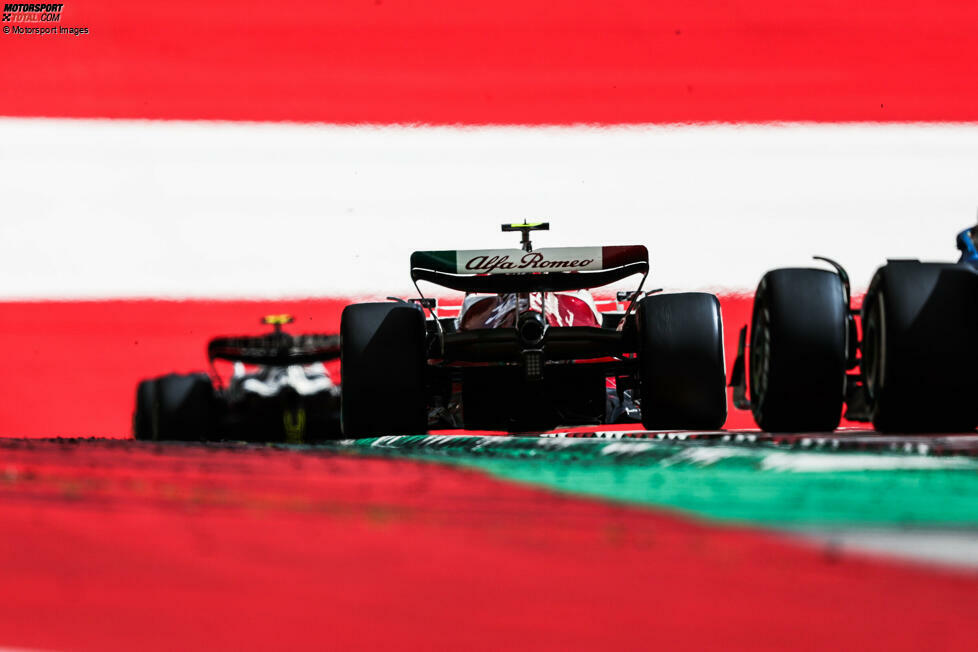 Guanyu Zhou (4): Auch er war am Wochenende einfach zu langsam. Im Qualifying bereits in Q1 ausgeschieden, im Sprint dann Pech mit der Technik gehabt. Im Rennen kommt er hinter dem Teamkollegen an, der aus der Boxengasse gestartet war. Definitiv eines seiner schlechteren Wochenenden zuletzt.