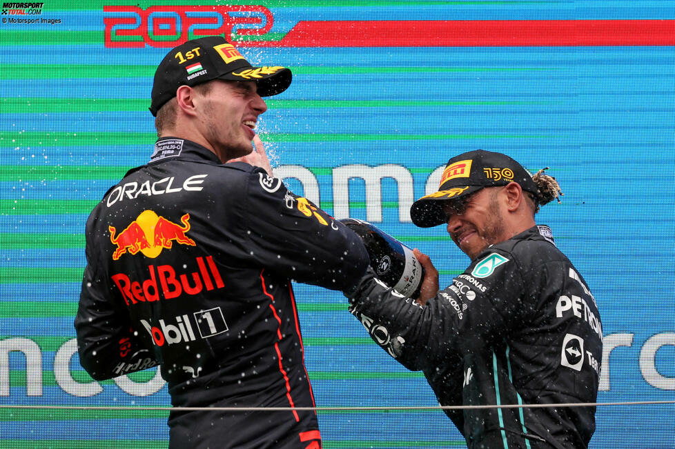 Max Verstappen (1): Bei ihm wurde heftig diskutiert, weil man das schlechte Qualifying natürlich abziehen muss. Aber: Sein Rennspeed war so überragend, dass er seinen Fehler in der Qualifikation und seinen Dreher im Rennen selbst wieder ausgebügelt hat. Für seine Aufholjagd gibt es von uns die Bestnote.