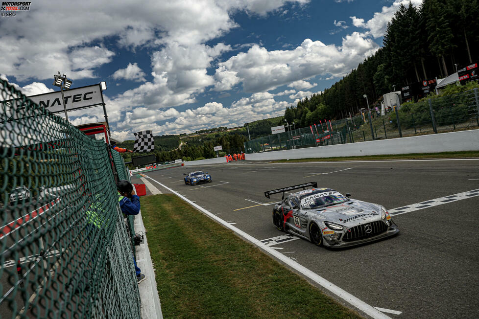 1. Platz Pro Cup: ASP-Mercedes #88 - Raffaele Marciello, Daniel Juncadella, Jules Gounon; P1