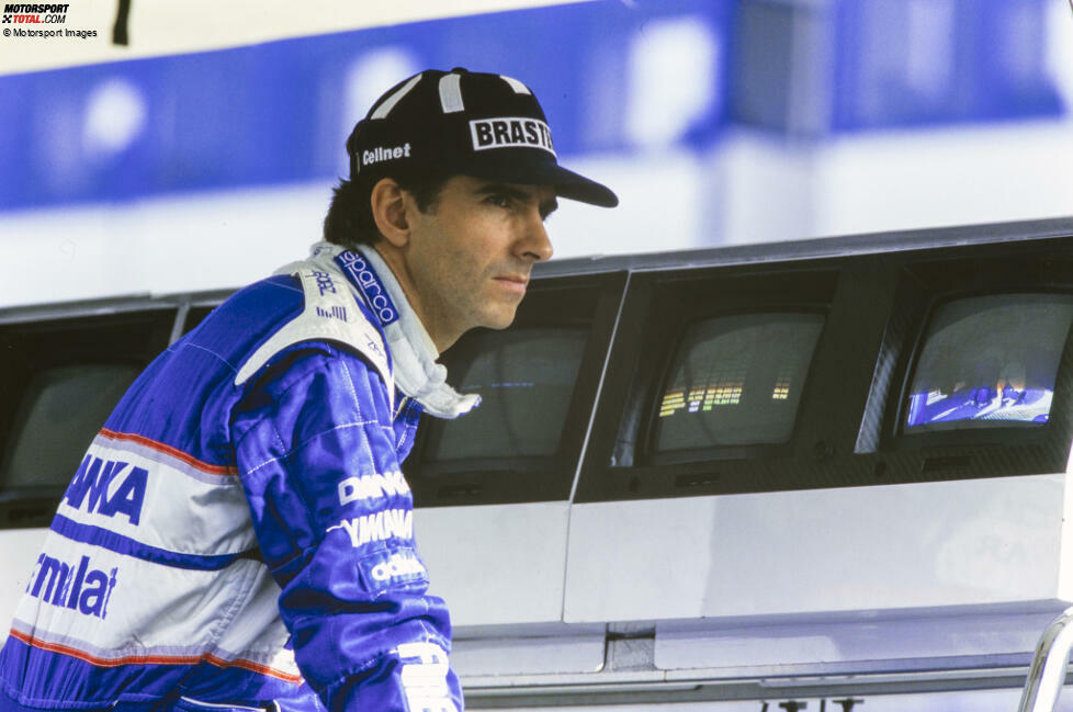 Damon Hill (McLaren): 1996 gewinnt der Brite mit Williams den WM-Titel - wird vom Team aber trotzdem auf die Straße gesetzt. Für 1997 kommt er beim Hinterbänkler Arrows unter, doch für 1998 wittert er im damals hohen Rennfahreralter von 37 Jahren die Chance, bei McLaren noch einmal in einem Topteam anzugreifen.