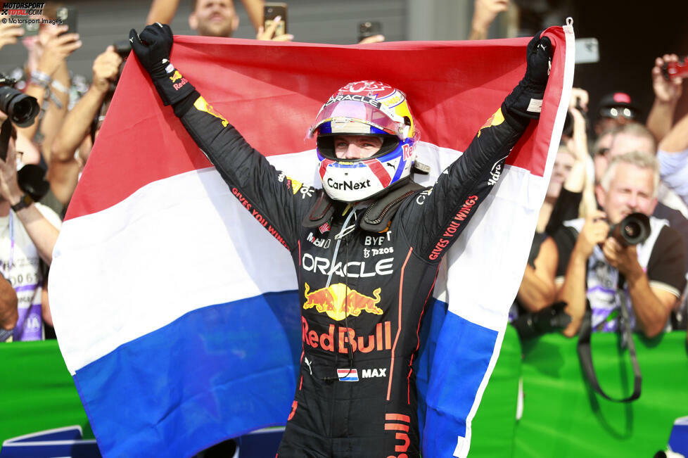 Max Verstappen (1): Die Bestnote verdient sich dieses Mal deshalb nur der Sieger! Kein so überlegener Triumph wie in Spa, aber wie er sein Wochenende nach dem verlorenen FT1 am Freitag noch herumgedreht hat, war wieder einmal weltmeisterlich. Dazu Hamilton beim Safety-Car-Neustart eiskalt überrumpelt. Spitze!